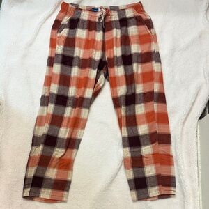 Old Navy Plaid Sweatpants in Red and Brown